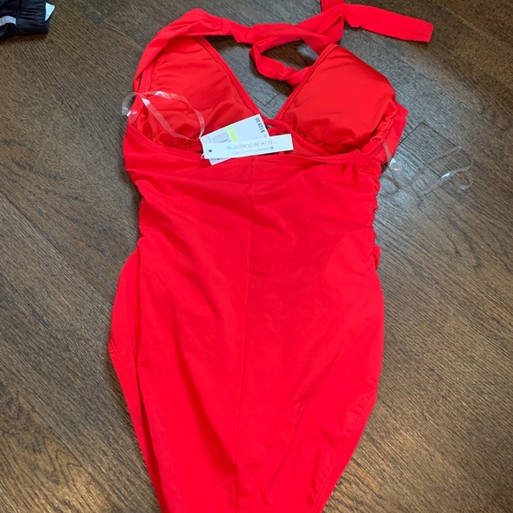 swim suit - Picture 2 of 3